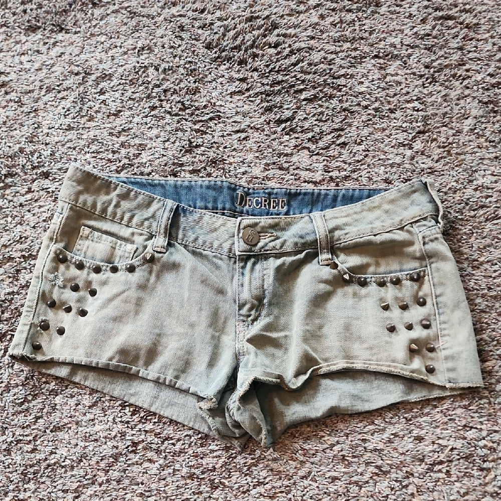 Decree Women's Studded Jean Shorts